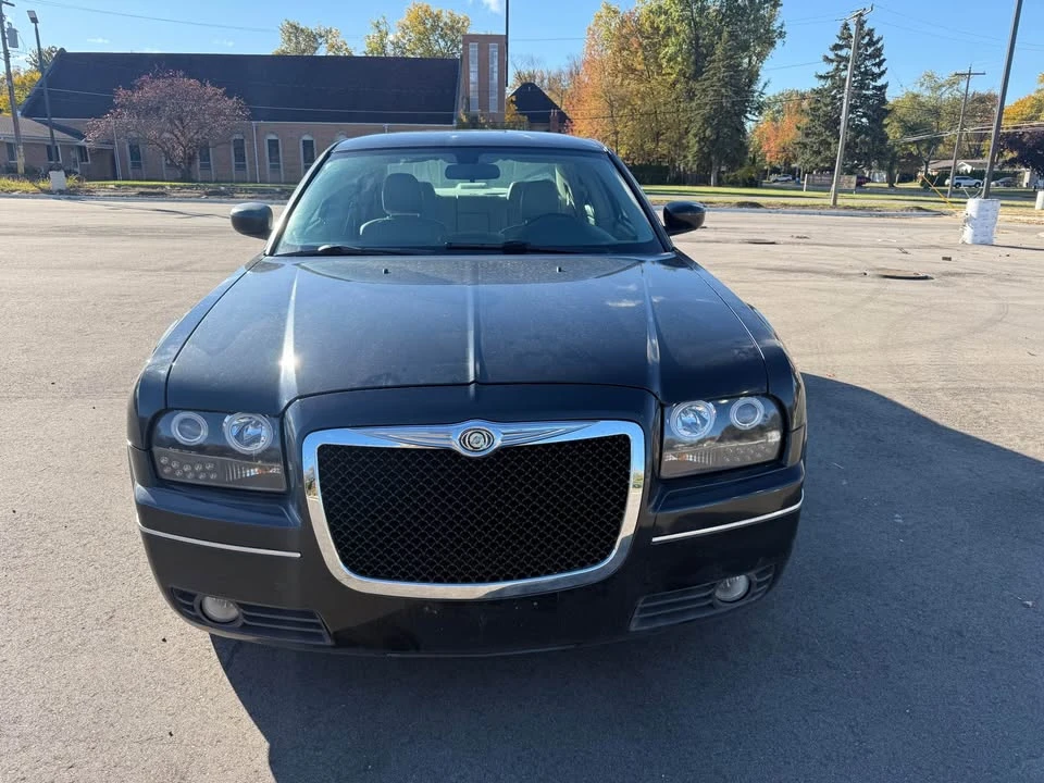 2008 Chrysler 300 (2005-2023) - Image 3 of 13