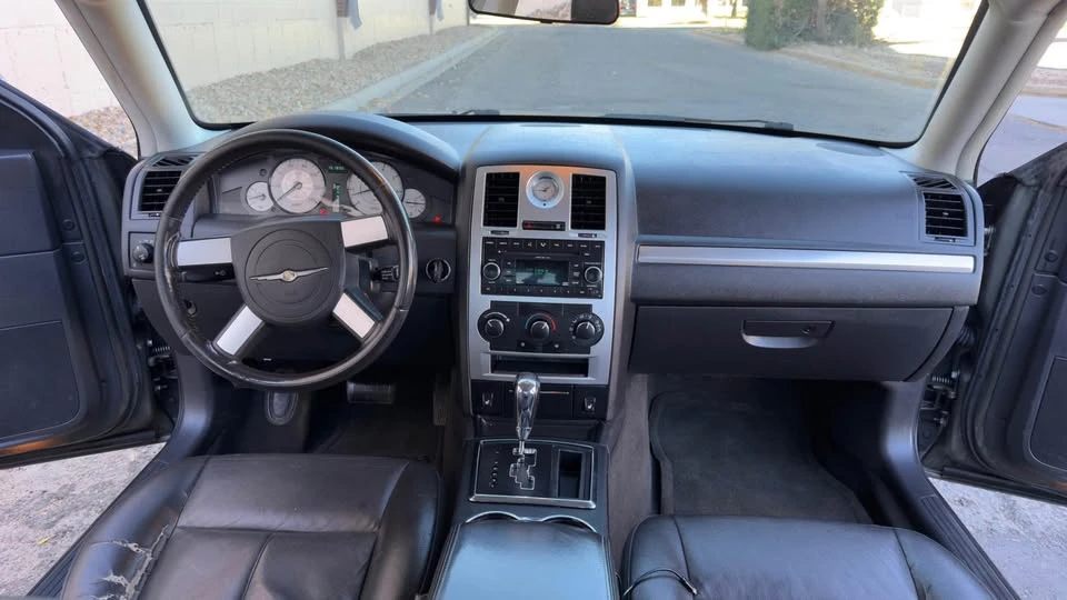 2008 Chrysler 300 (2005-2023) - Image 13 of 18