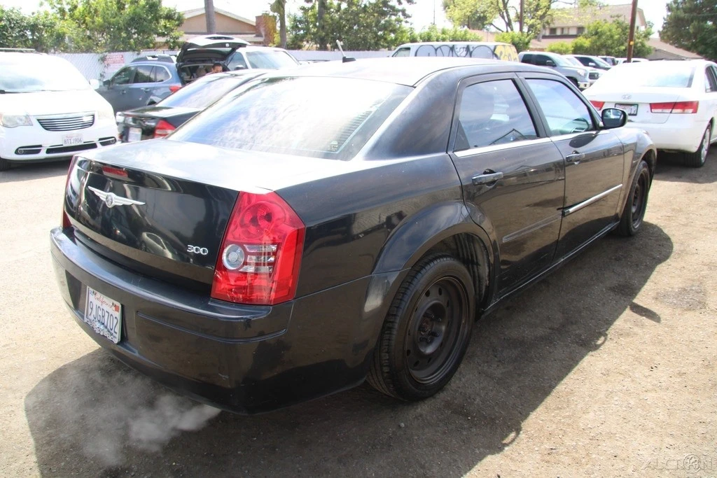 2008 Chrysler 300 (2005-2023) - Image 7 of 21