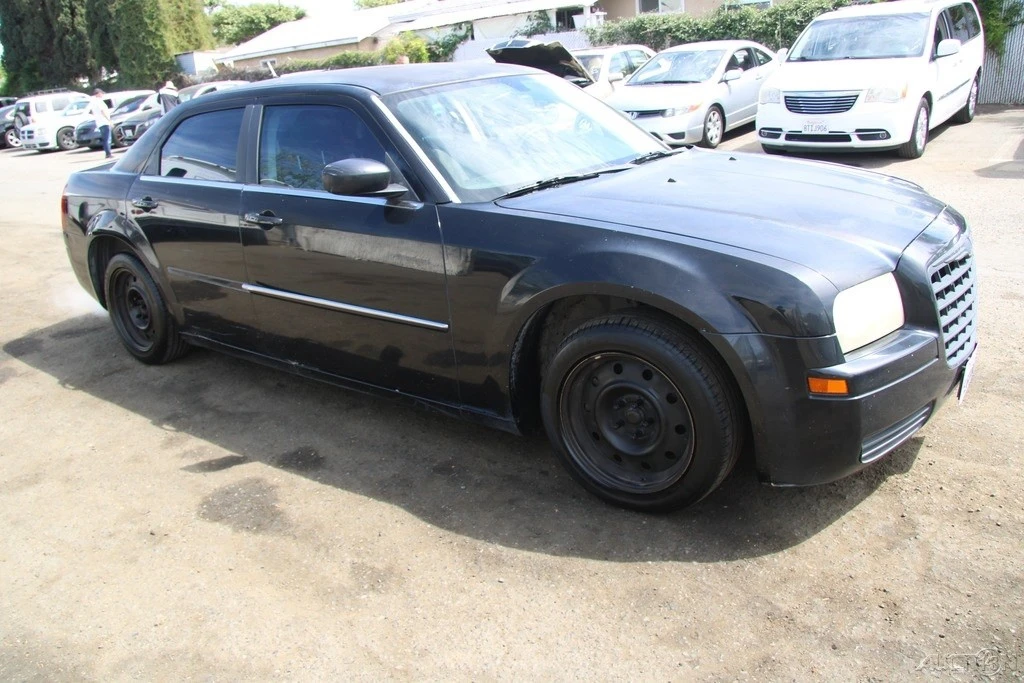 2008 Chrysler 300 (2005-2023) - Image 9 of 21