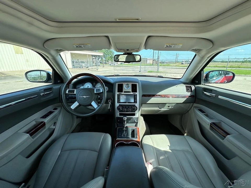 2008 Chrysler 300 (2005-2023) - Image 17 of 24
