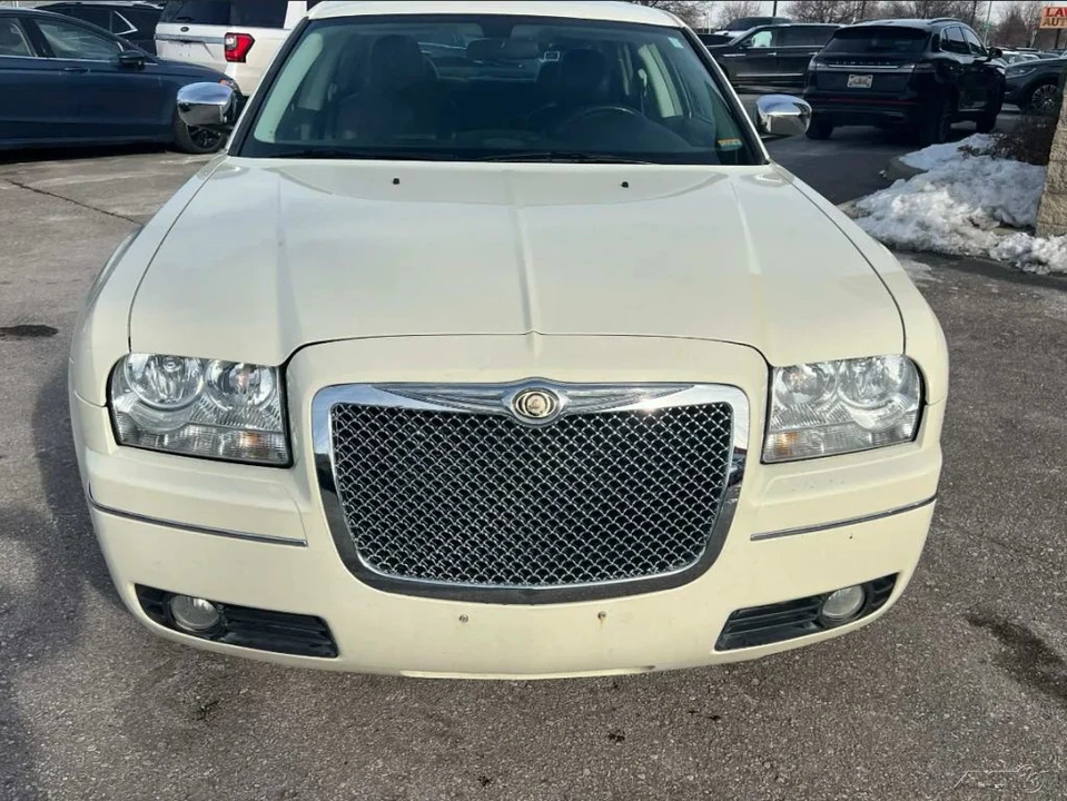 2008 Chrysler 300 (2005-2023) - Image 2 of 12