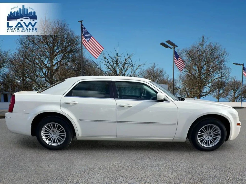 2008 Chrysler 300 (2005-2023) - Image 4 of 12