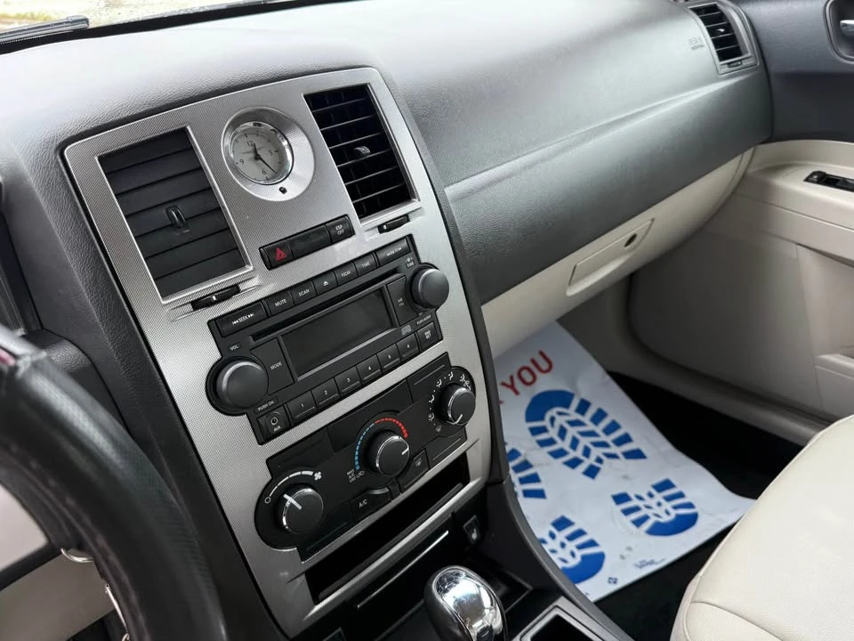 2008 Chrysler 300 (2005-2023) - Image 12 of 16