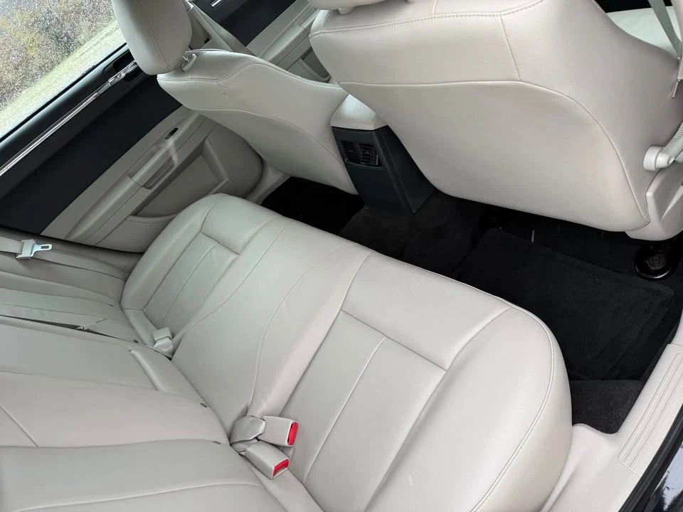 2008 Chrysler 300 (2005-2023) - Image 15 of 16