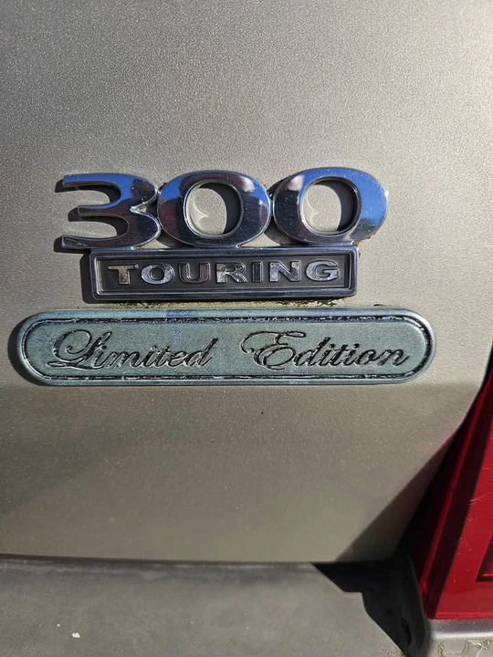 2008 Chrysler 300 (2005-2023) - Image 8 of 9