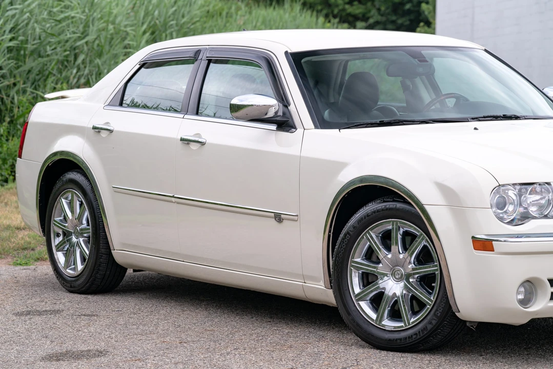 2008 Chrysler 300 (2005-2023) - Image 26 of 31