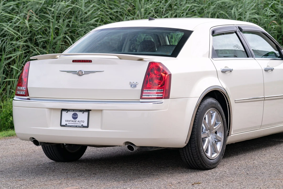 2008 Chrysler 300 (2005-2023) - Image 24 of 31