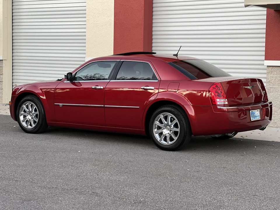 2008 Chrysler 300 (2005-2023) - Image 15 of 31