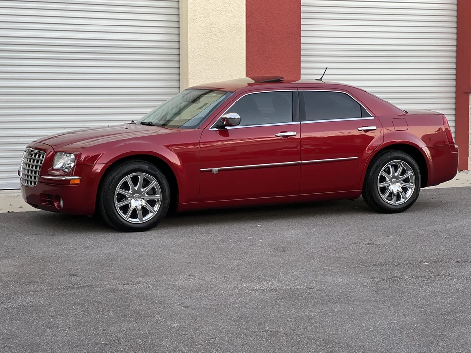 2008 Chrysler 300 (2005-2023) - Image 8 of 31