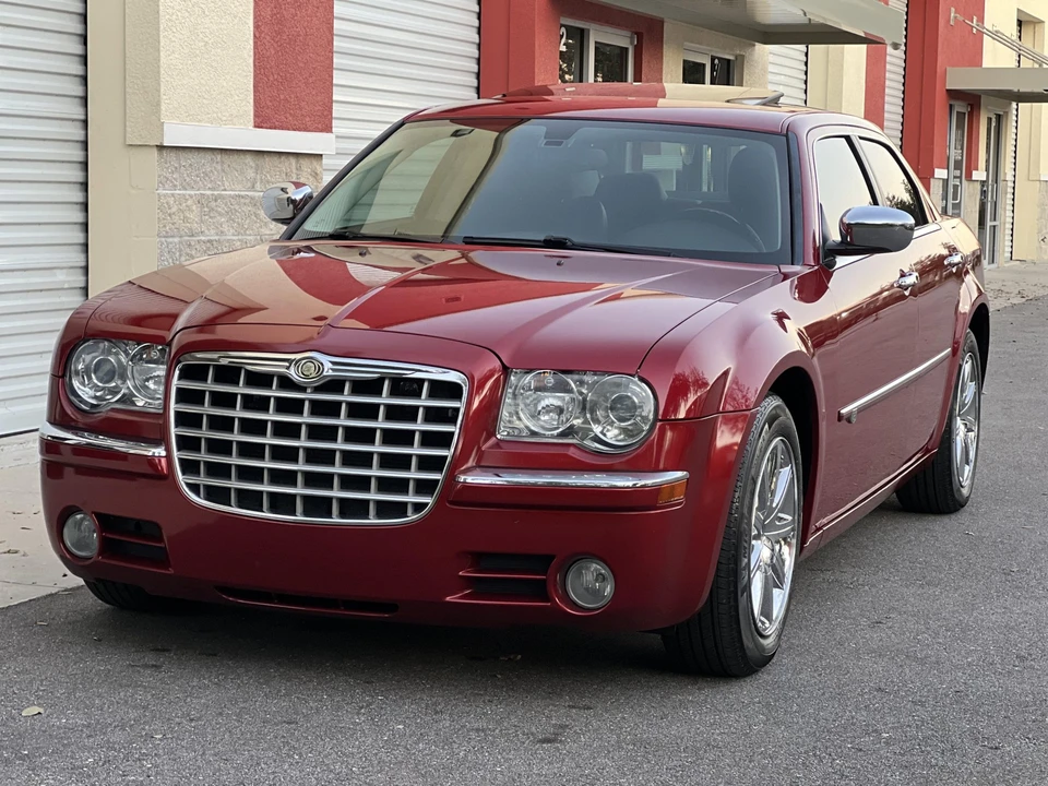 2008 Chrysler 300 (2005-2023) - Image 3 of 31