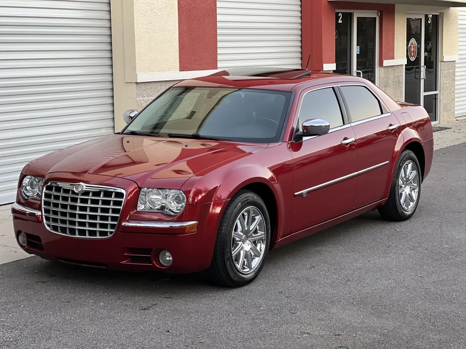 2008 Chrysler 300 (2005-2023) - Image 4 of 31