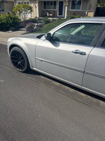 2008 Chrysler 300 (2005-2023) - Image 5 of 7