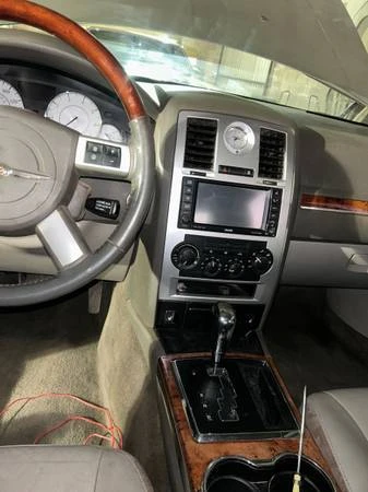 2008 Chrysler 300 (2005-2023) - Image 2 of 8