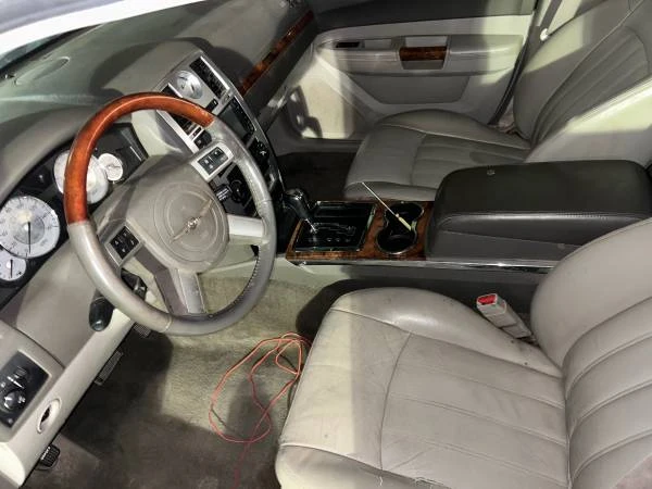 2008 Chrysler 300 (2005-2023) - Image 3 of 8