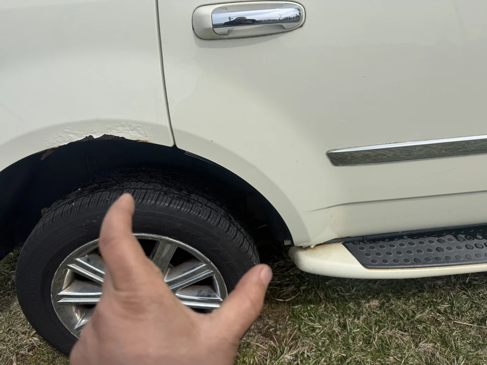 2008 Chrysler Aspen - Image 7 of 21