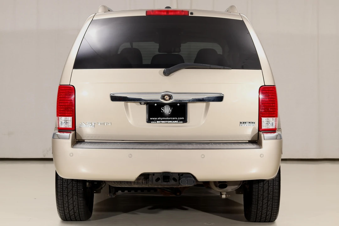 2008 Chrysler Aspen - Image 4 of 6