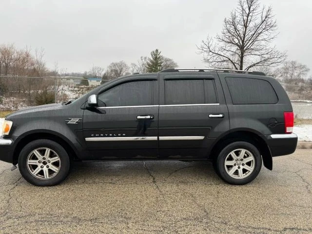 2008 Chrysler Aspen - Image 3 of 11