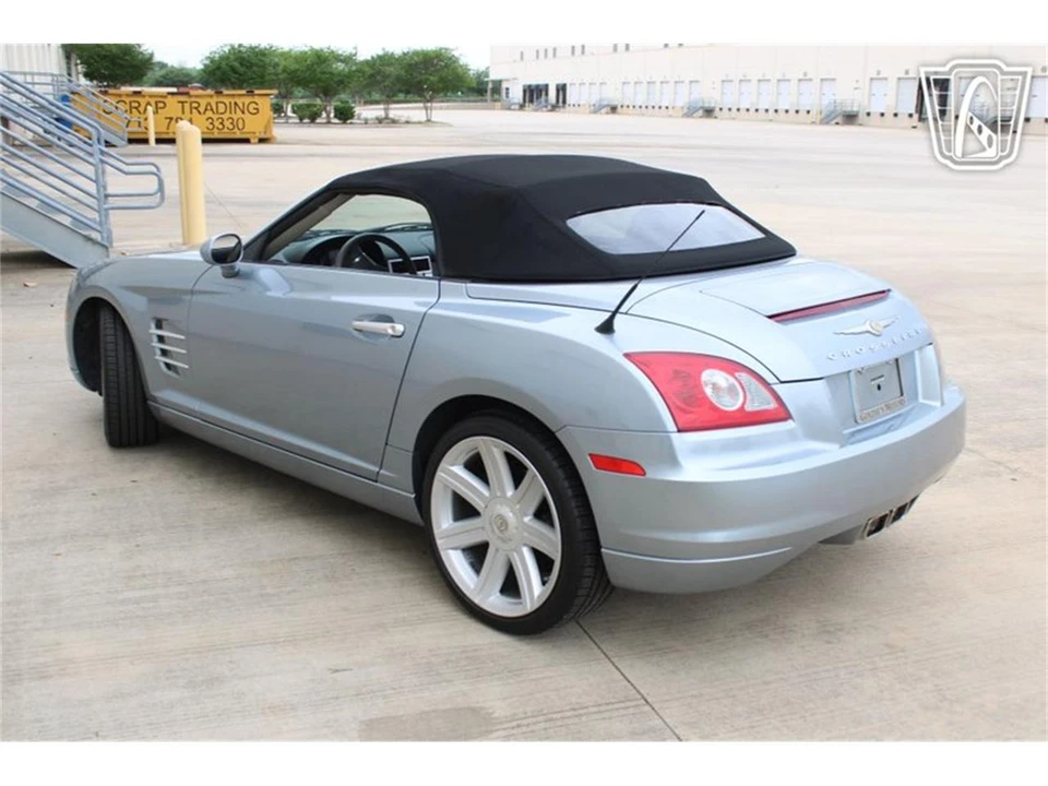 2008 Chrysler Crossfire - Image 16 of 31
