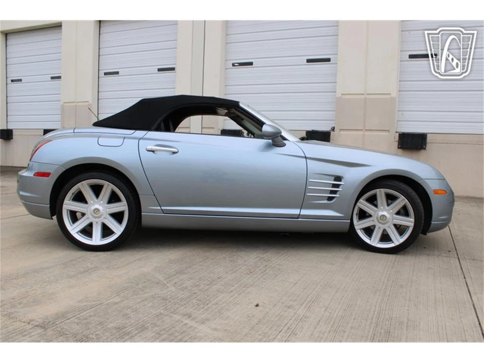 2008 Chrysler Crossfire - Image 27 of 31