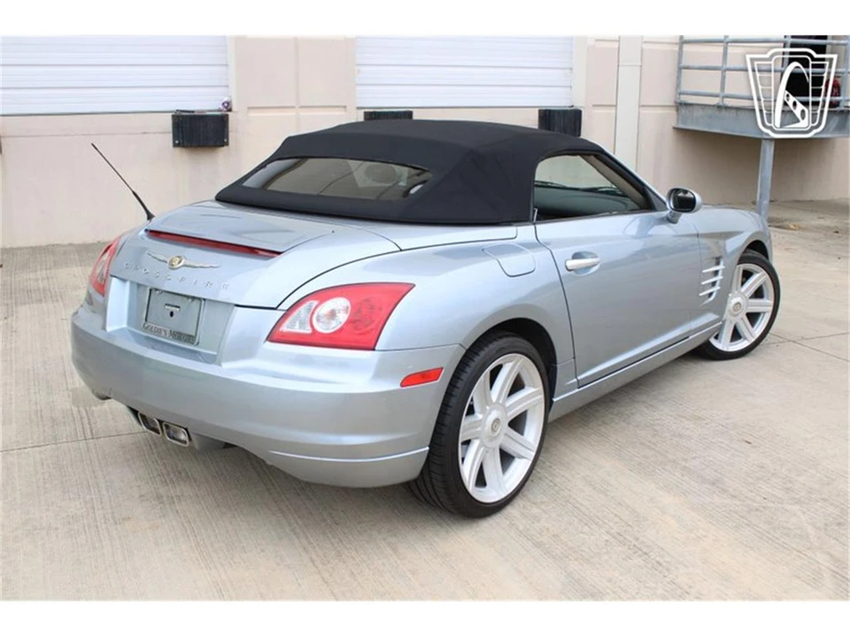 2008 Chrysler Crossfire - Image 23 of 31