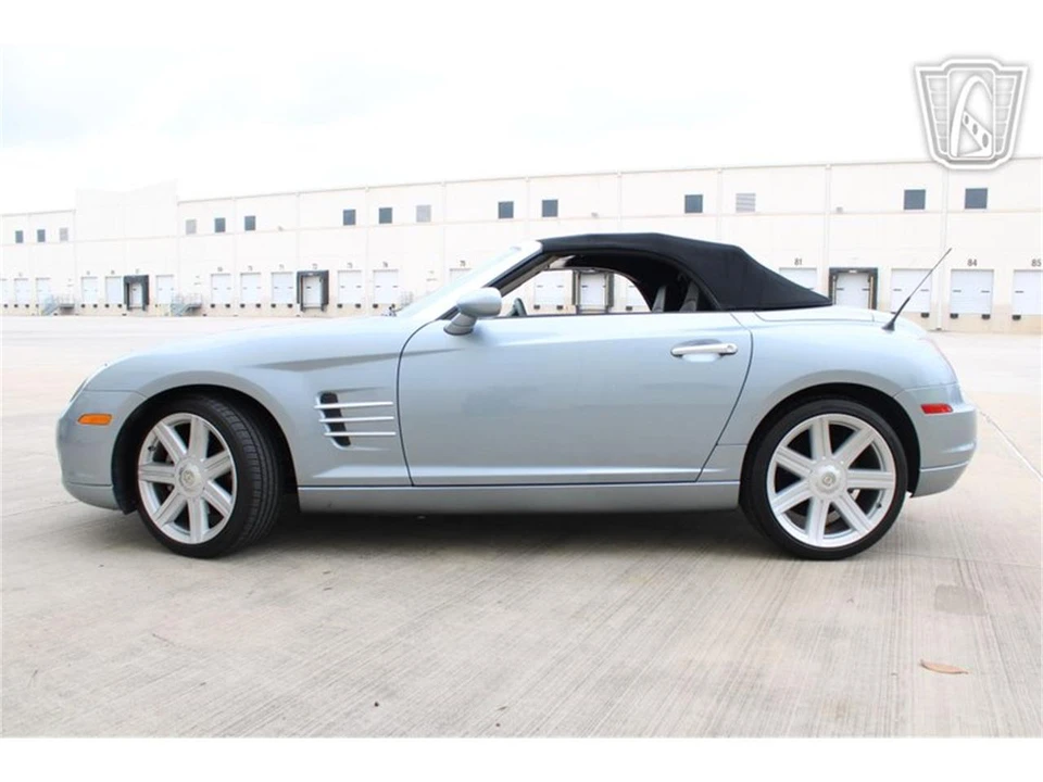 2008 Chrysler Crossfire - Image 14 of 31