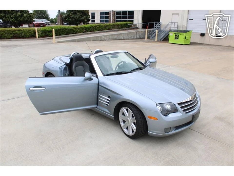 2008 Chrysler Crossfire - Image 10 of 31