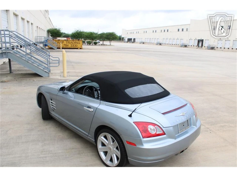 2008 Chrysler Crossfire - Image 15 of 31