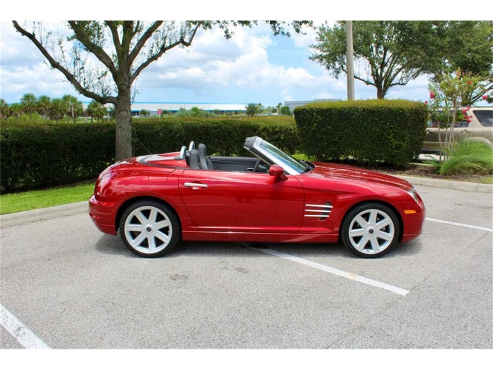 2008 Chrysler Crossfire - Image 19 of 31