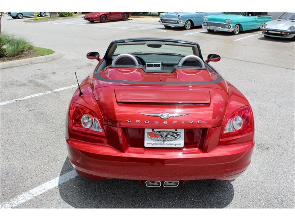 2008 Chrysler Crossfire - Image 27 of 31