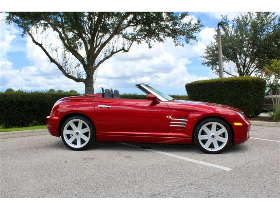 2008 Chrysler Crossfire - Image 3 of 31