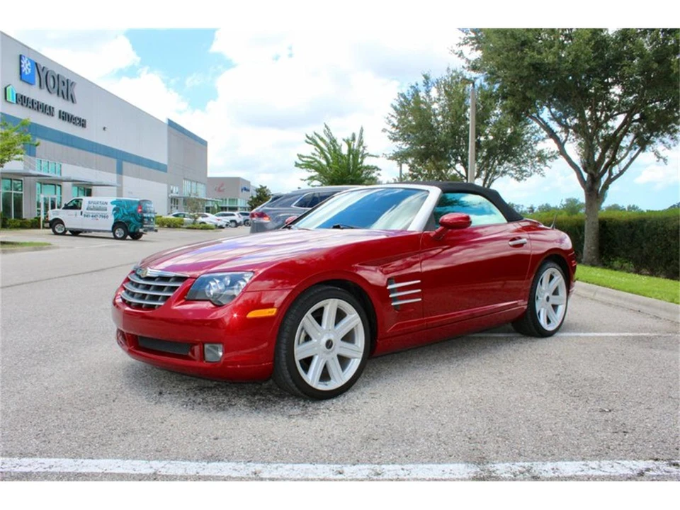 2008 Chrysler Crossfire - Image 10 of 31