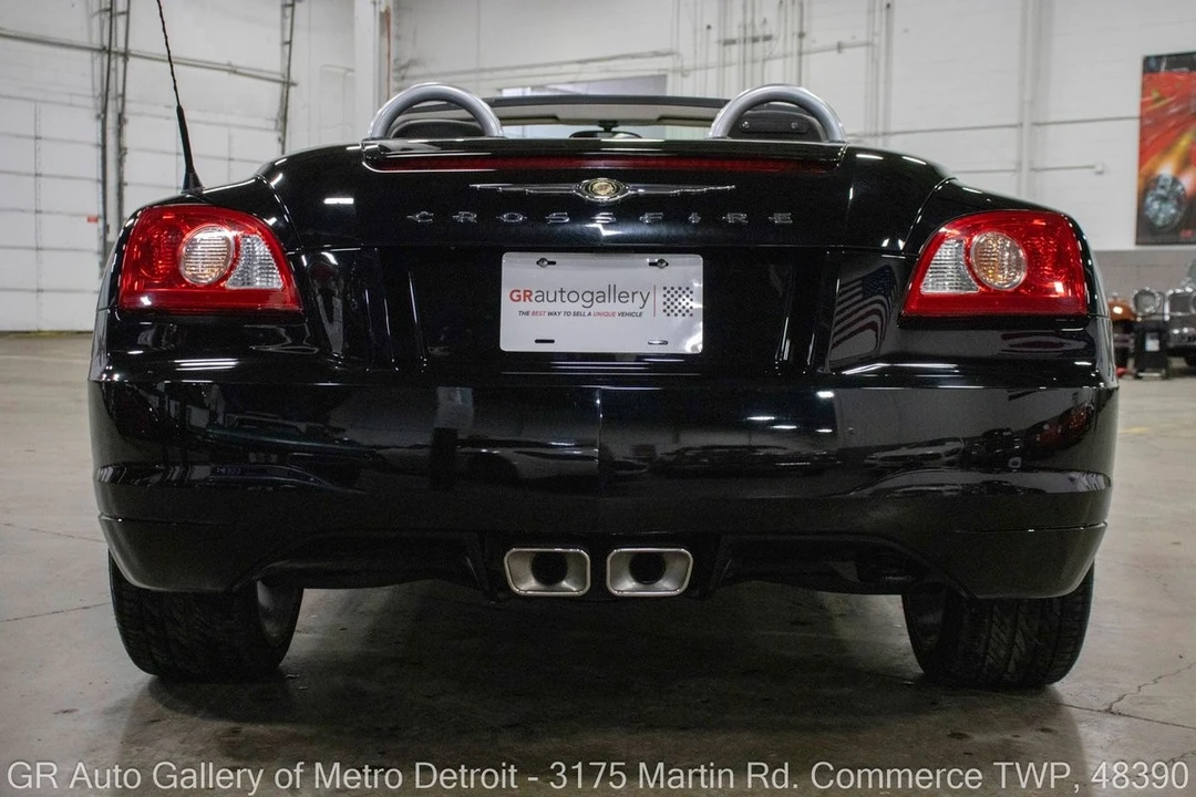 2008 Chrysler Crossfire - Image 7 of 12