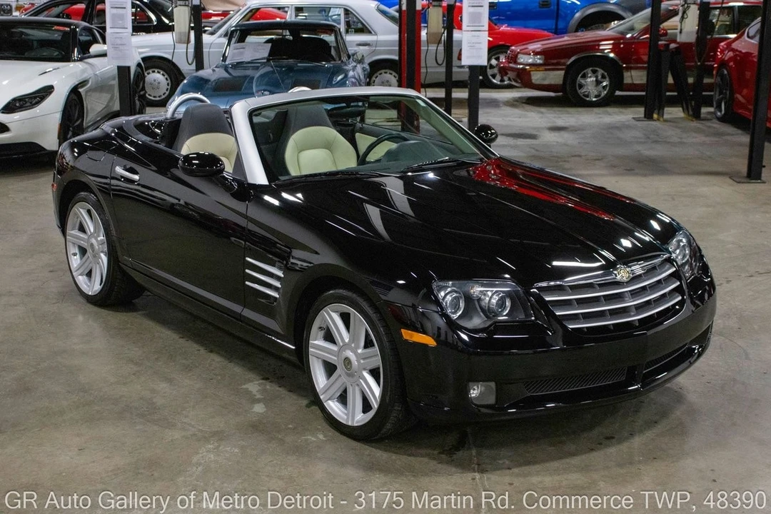 2008 Chrysler Crossfire - Image 10 of 12