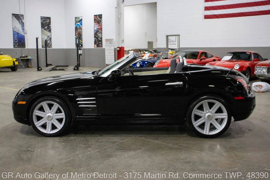 2008 Chrysler Crossfire - Image 4 of 12