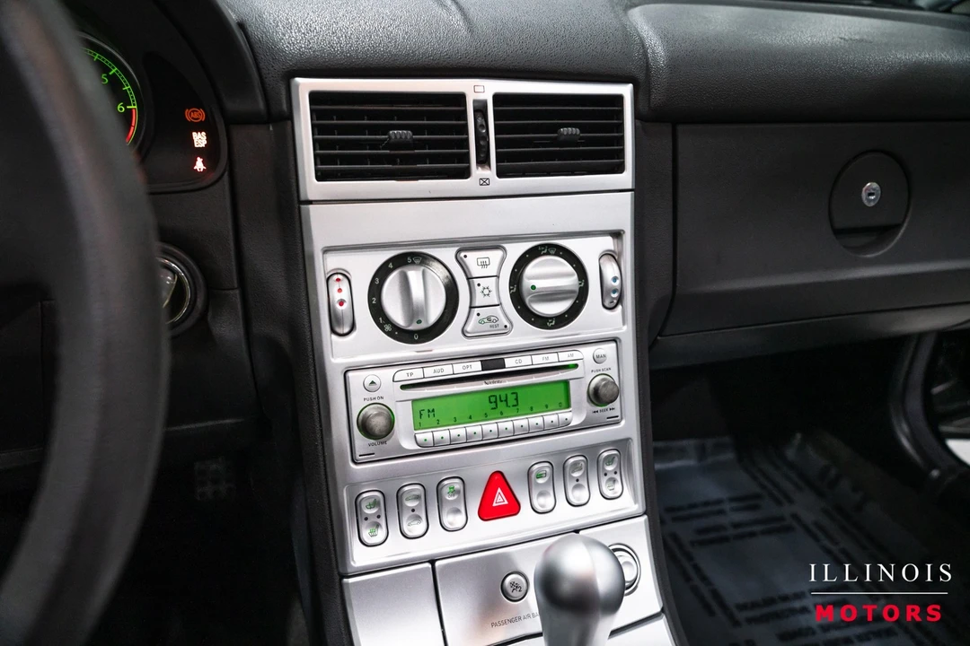 2008 Chrysler Crossfire - Image 23 of 31