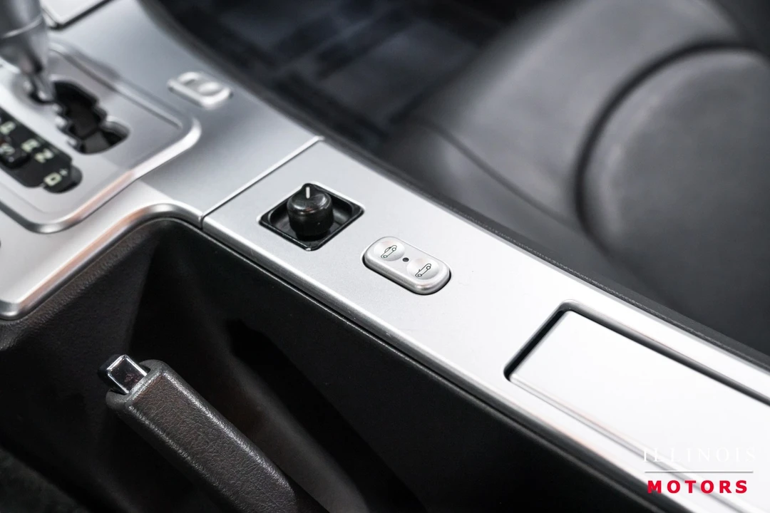 2008 Chrysler Crossfire - Image 26 of 31