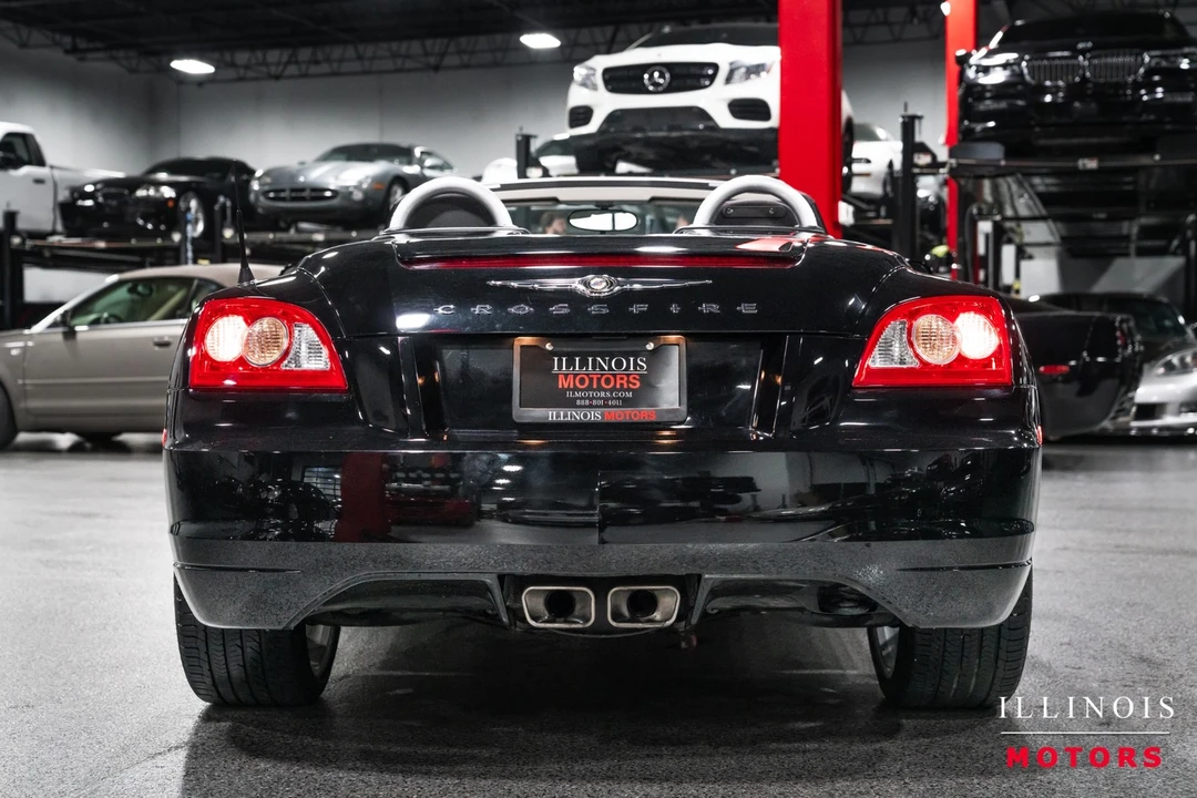 2008 Chrysler Crossfire - Image 4 of 31
