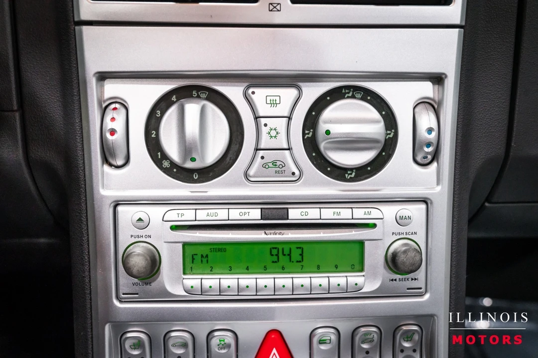 2008 Chrysler Crossfire - Image 24 of 31