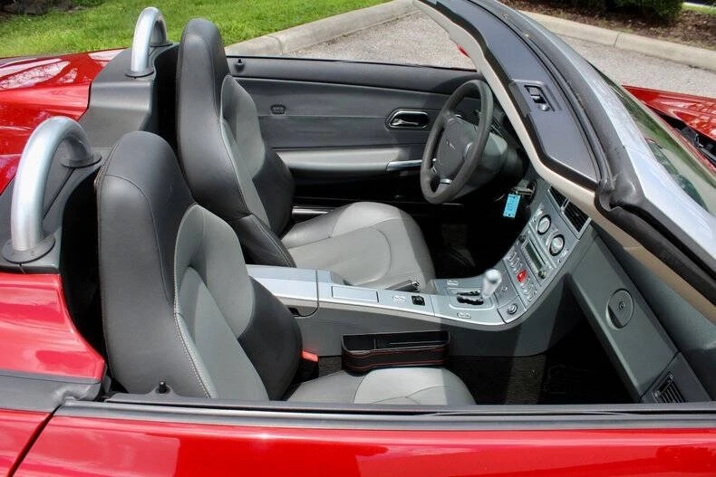 2008 Chrysler Crossfire - Image 29 of 31