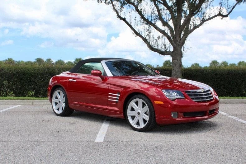 2008 Chrysler Crossfire - Image 2 of 31
