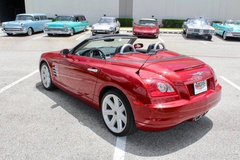 2008 Chrysler Crossfire - Image 26 of 31