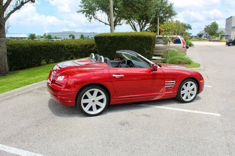 2008 Chrysler Crossfire - Image 18 of 31