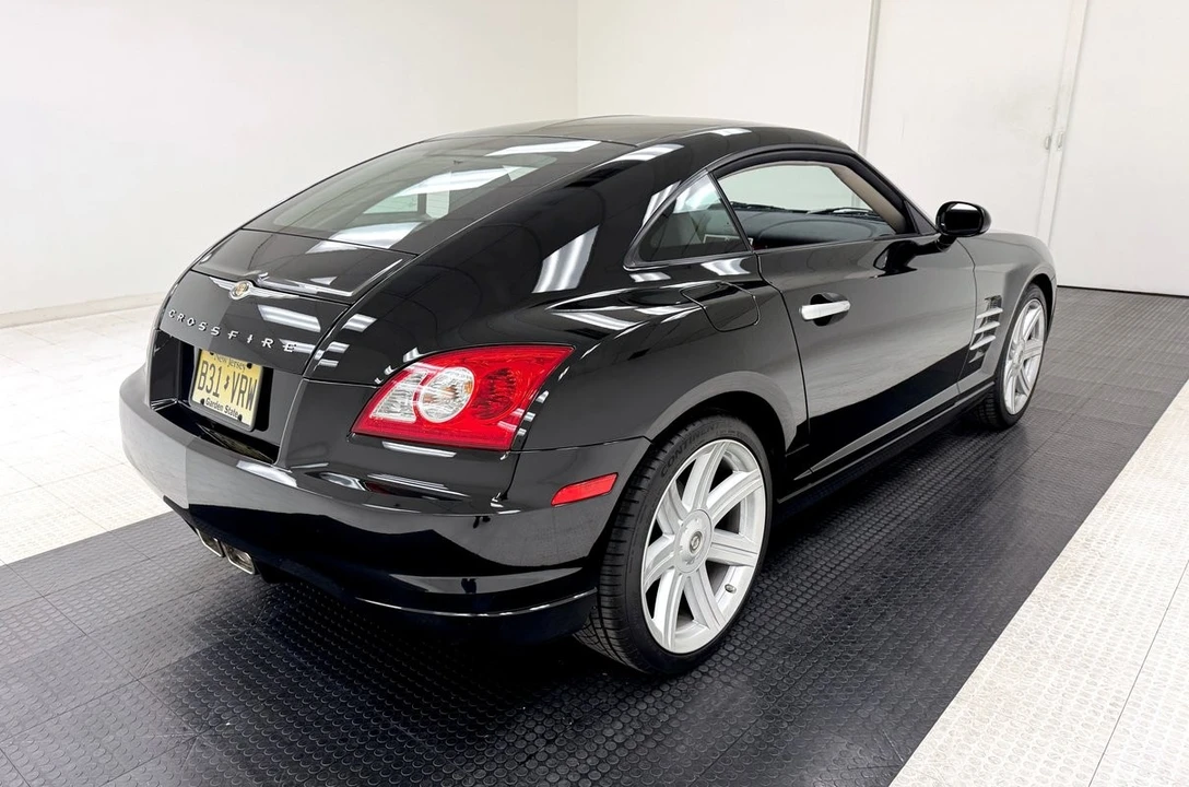 2008 Chrysler Crossfire - Image 5 of 21