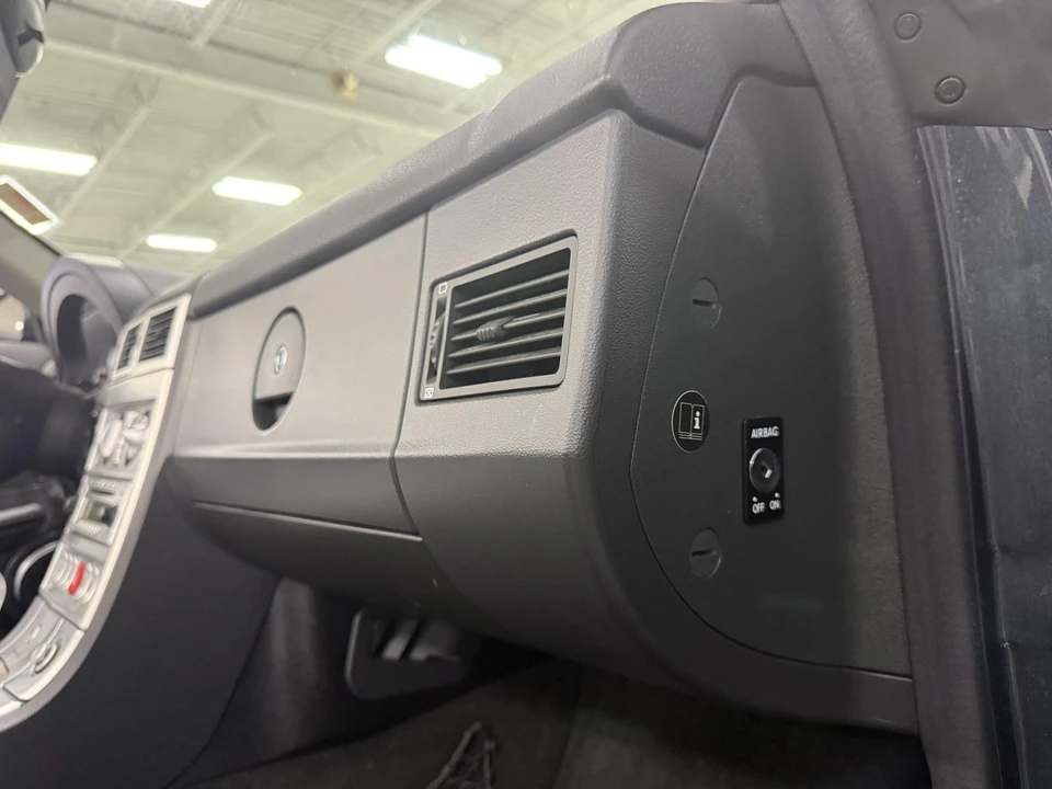 2008 Chrysler Crossfire - Image 31 of 31