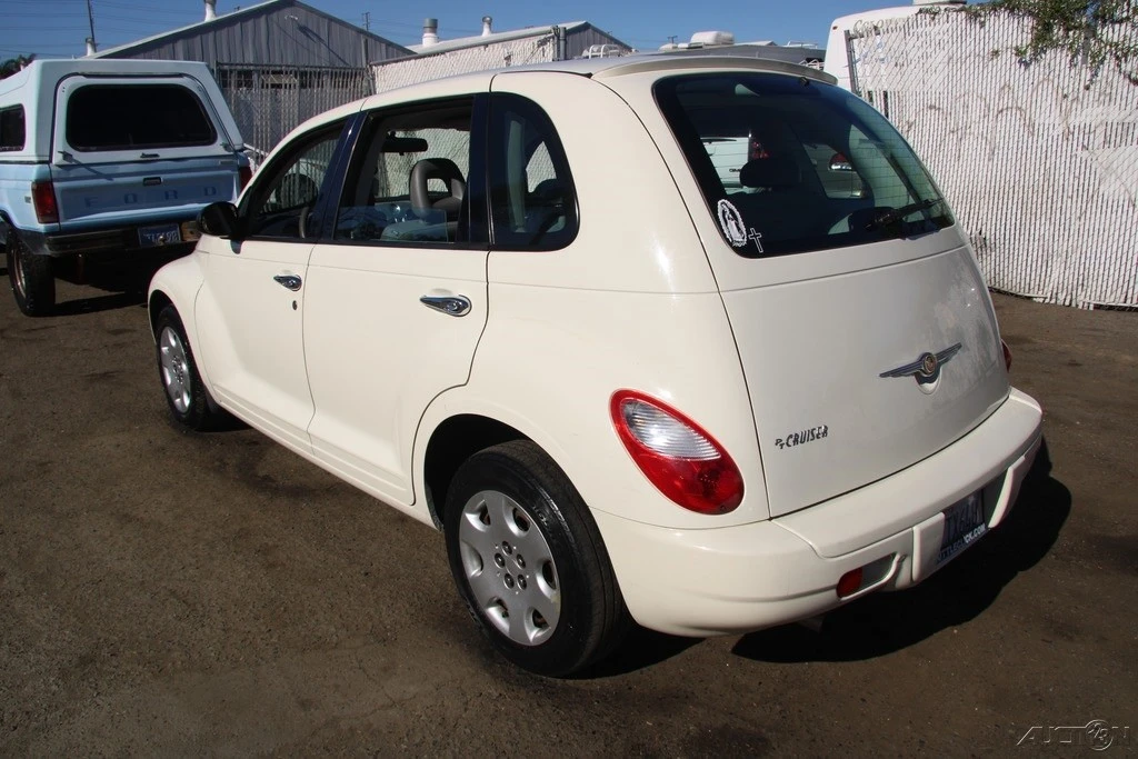 2008 Chrysler PT Cruiser - Image 4 of 21