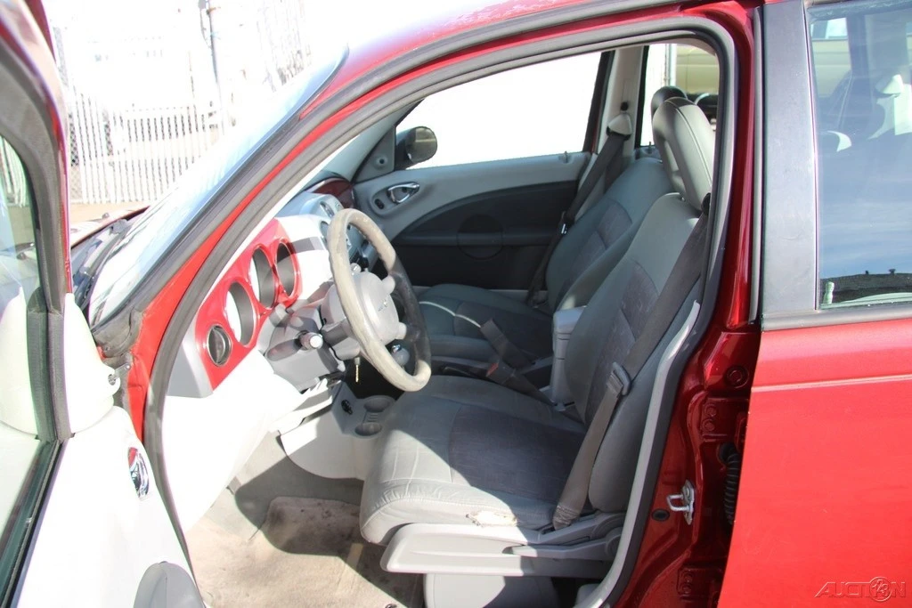 2008 Chrysler PT Cruiser - Image 12 of 21