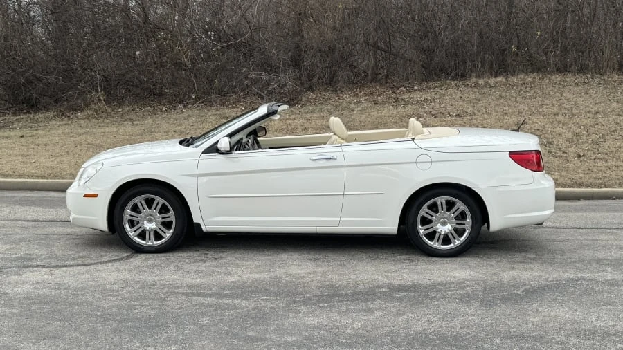 2008 Chrysler Sebring - Image 2 of 12
