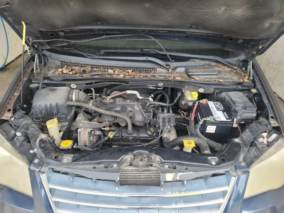 2008 Chrysler Town & Country - Image 10 of 10