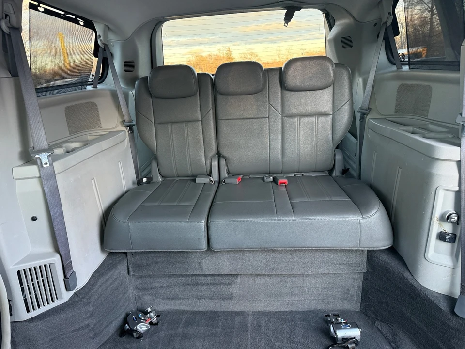 2008 Chrysler Town & Country - Image 19 of 20